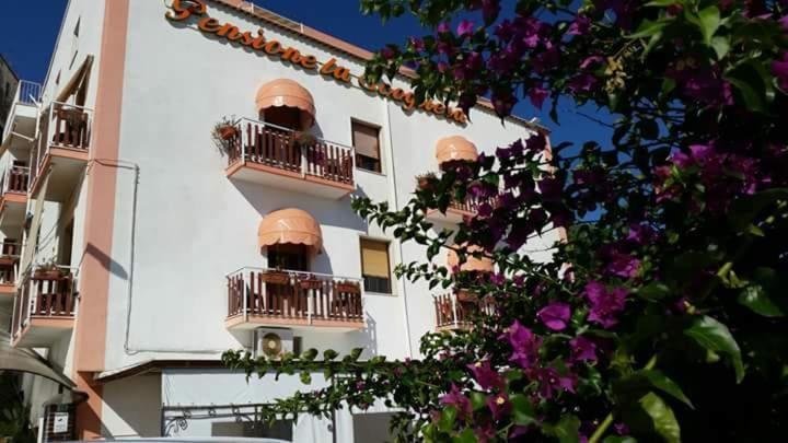 Hotel La Scogliera Rodi Garganico