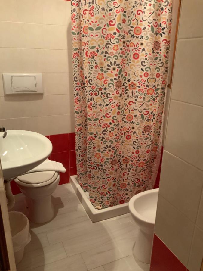La Scogliera Hotel *